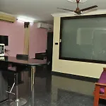 Green Apple Inn