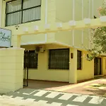 Green Apple Inn